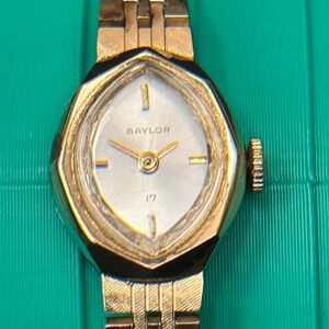 Baylor Vintage 17 Jewel Mechanical Gold Tone Marquise Cocktail Watch Tested